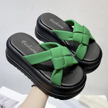אופנה של נשים סנדלים 2023 מקורה חוף אלגנטי אישה נעלי בד חבל פלטפורמת העקבים נעלי בית בסגנון קוריאני פלאפי בבית הקיץ.